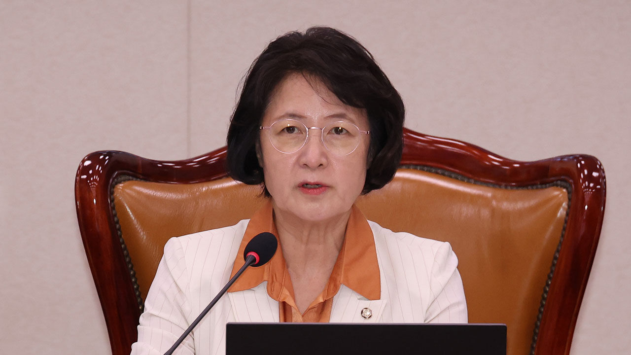추미애 "조희대, 재판지연으로 내란범 보호"…사퇴 촉구