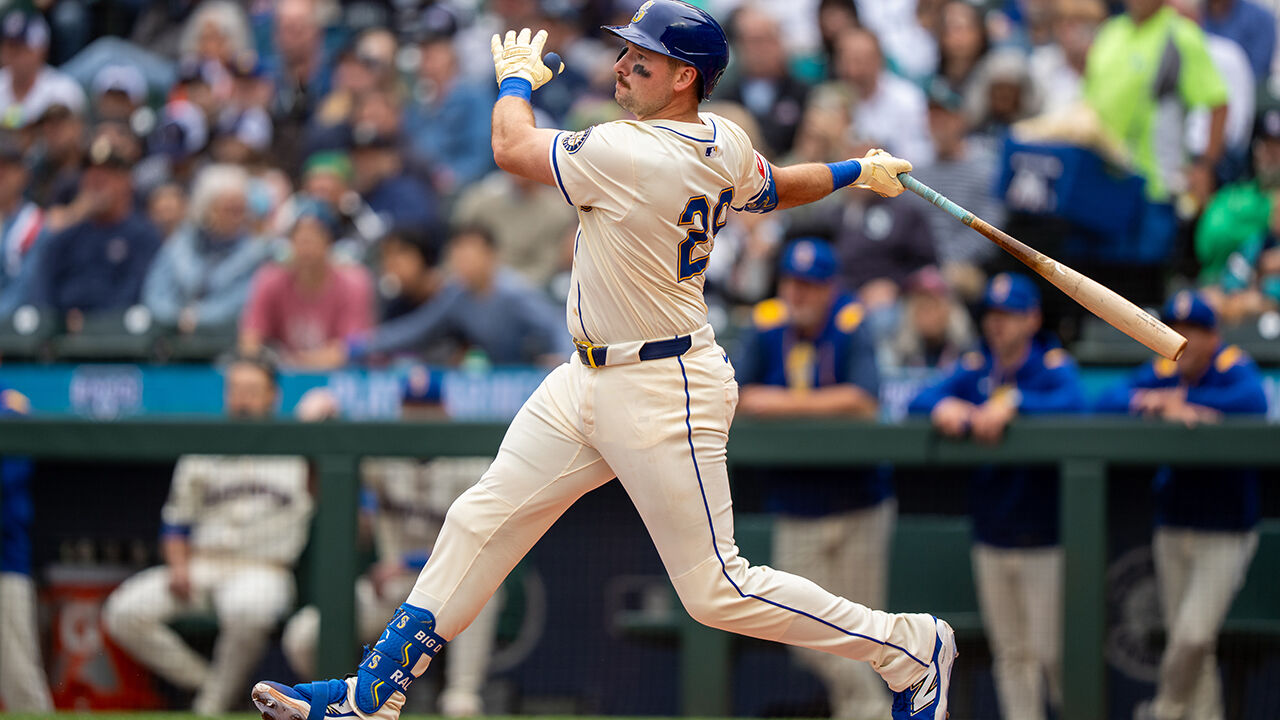 시애틀 롤리, 54호 홈런…'MLB 스위치 타자 최다 홈런' 타이 기록