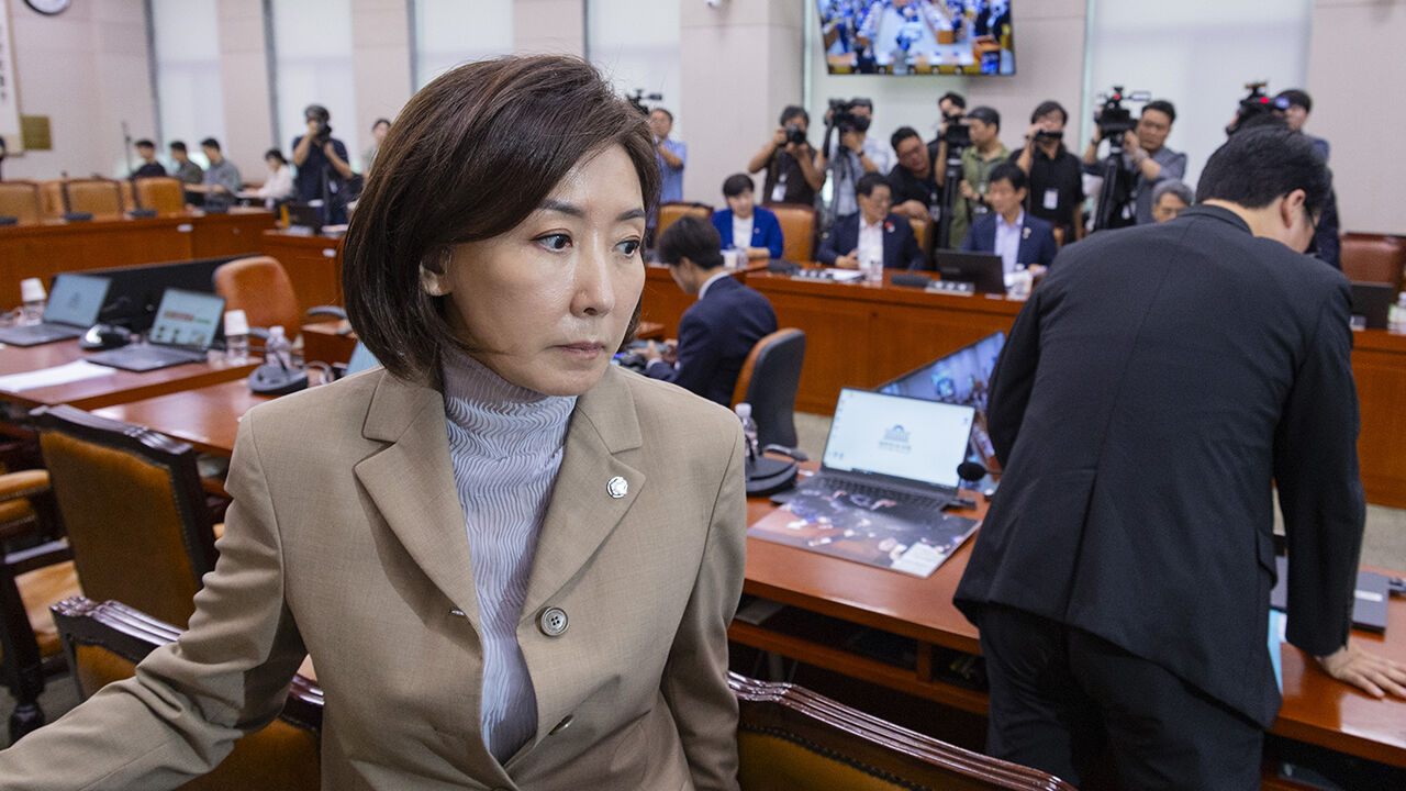 법사위 '나경원 간사 선임' 민주당 주도 부결…여야 고성 충돌