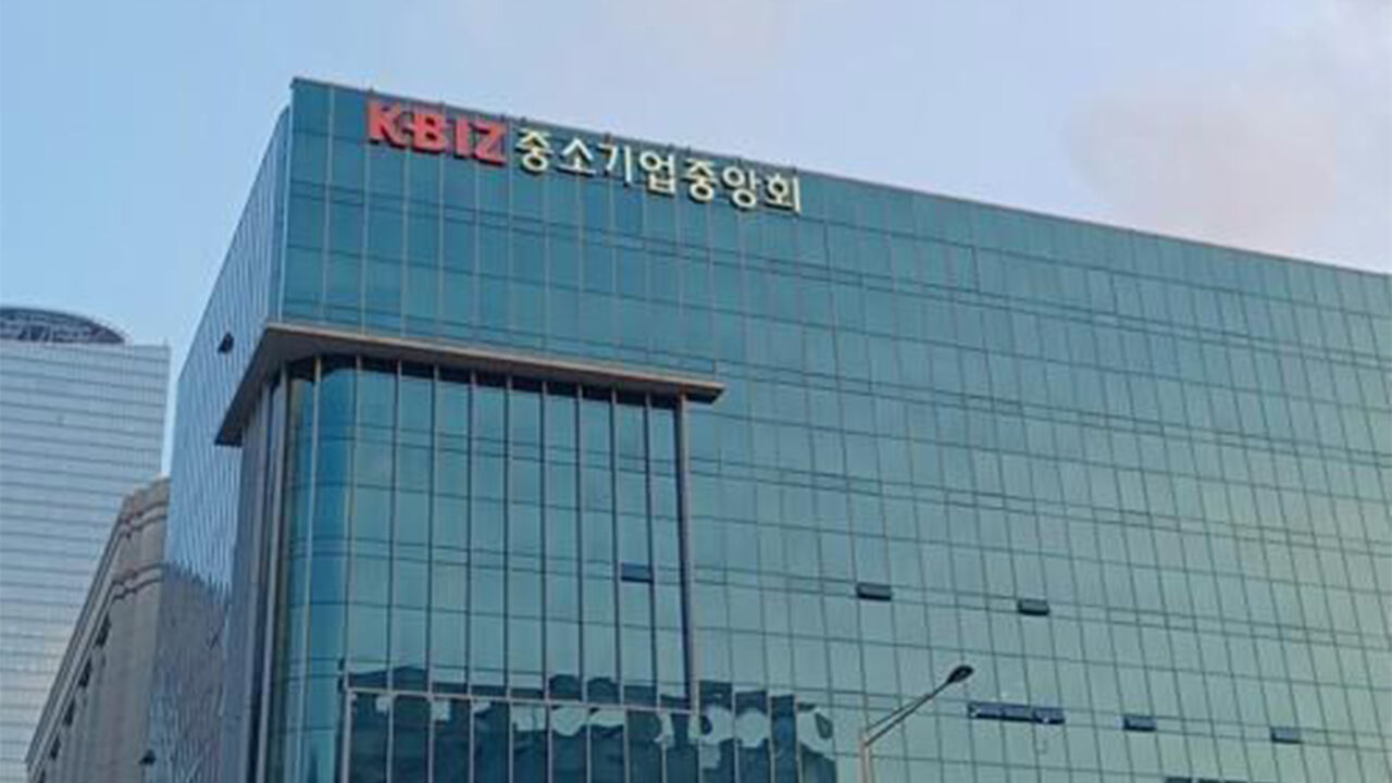 외국인 고용 중소기업 93% "내국인 채용 어려워 고용"