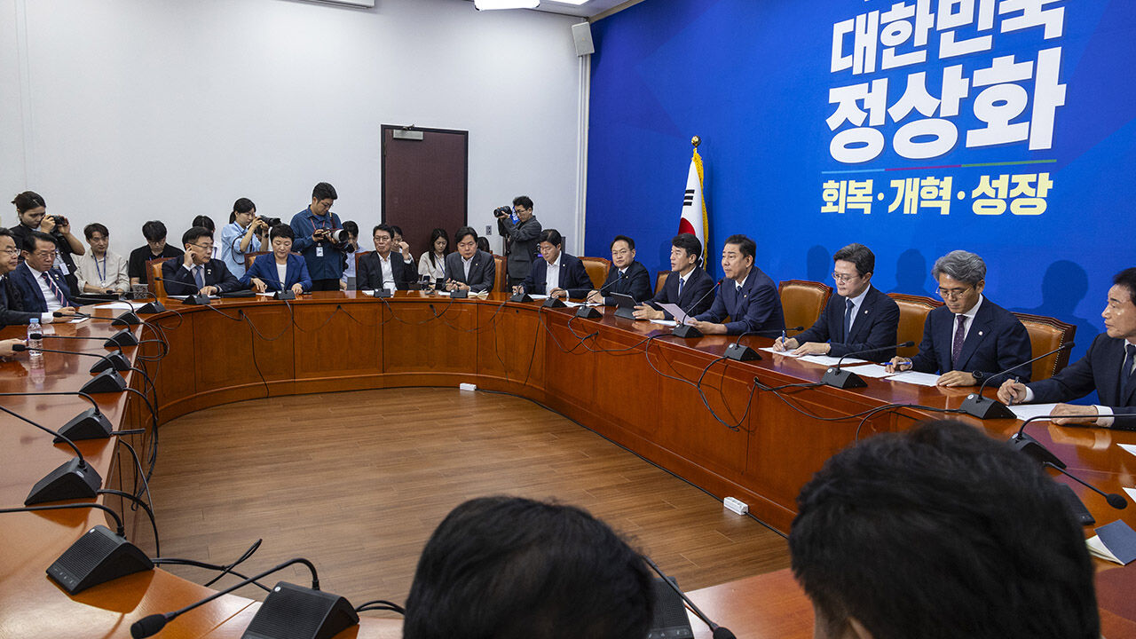 민주당, 대법관 증원안 곧 발표…조희대 사퇴 거듭 압박