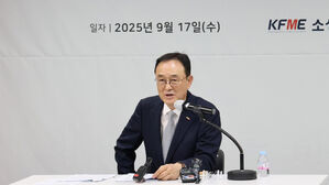 송치영 소상공인연합회장 "주 4.5일제 도입하면 주휴수당 폐지해야"