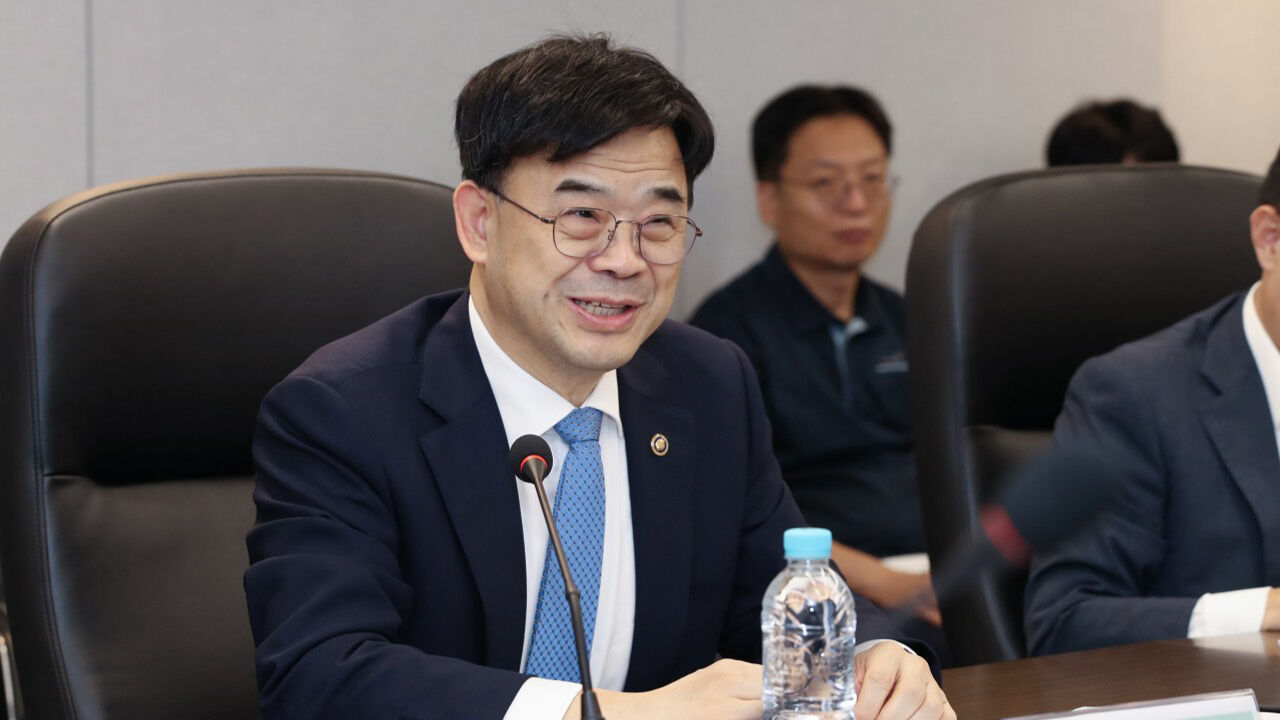 국토부 1차관 "주택 공급 약속 반드시 지키도록 속도전"