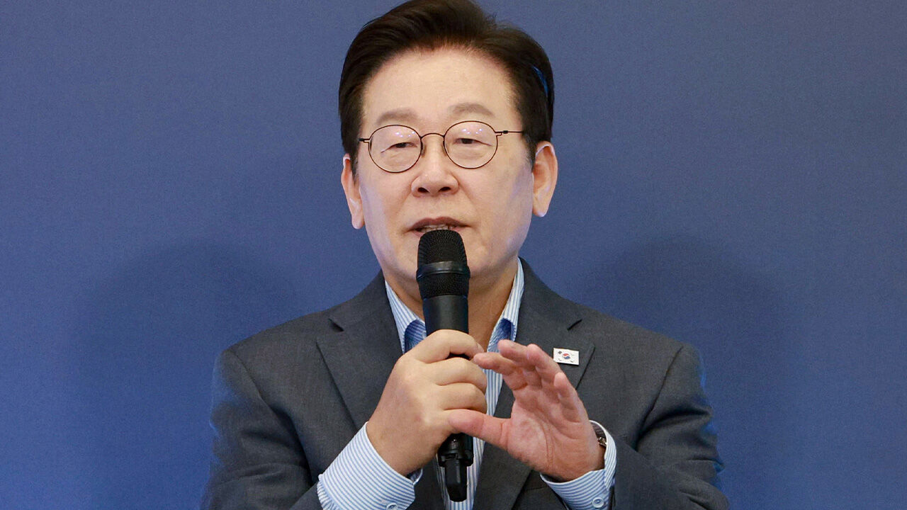 이 대통령 "새 기술은 기득권과 충돌…정치의 조정 역할 중요"