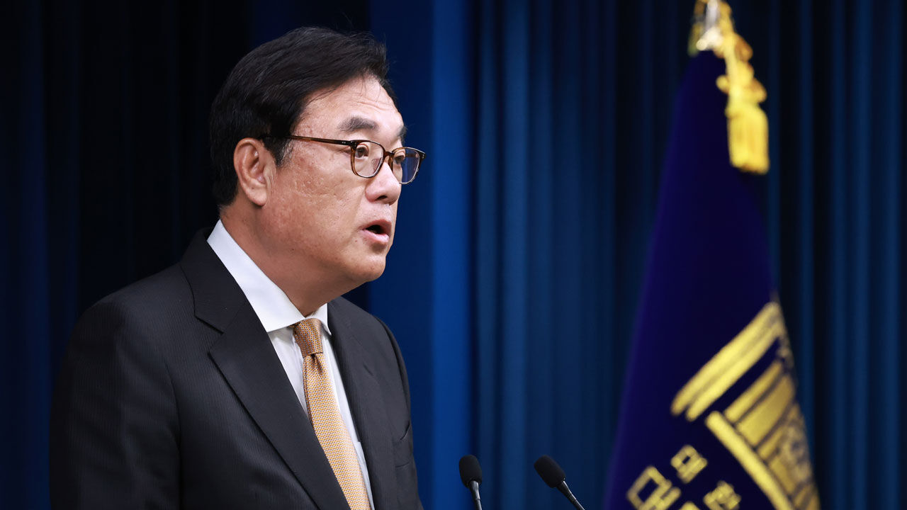 내란특검, '계엄 국무회의·PC 폐기' 정진석 전 비서실장 소환