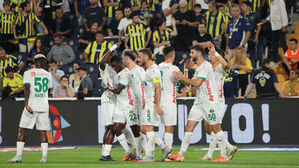 황의조, 시즌 첫 도움&hellip;알라니아스포르는 페네르바체와 비겨