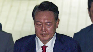 '특검 추가기소' 윤석열, 보석 청구&hellip;"건강&middot;방어권 보장"