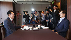 장동혁, 김문수와 오찬 "좋은 말씀 감사"&hellip;"잘하고 계시다"