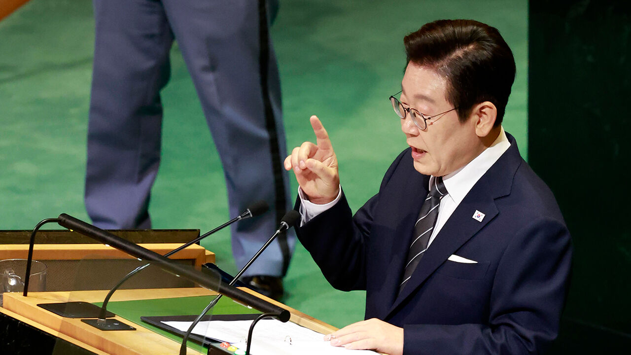 이 대통령 "교류·관계정상화·비핵화…'END'로 한반도 적대 종식"