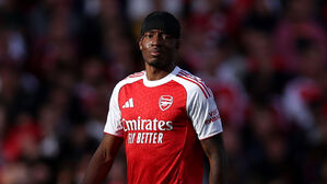 아스날 마두에케, 무릎 부상으로 6주 이탈