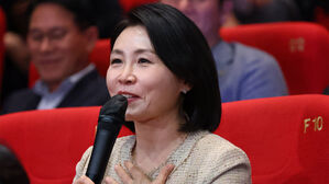 김혜경 여사, 멜라니아 주최 정상 배우자 리셉션 참석