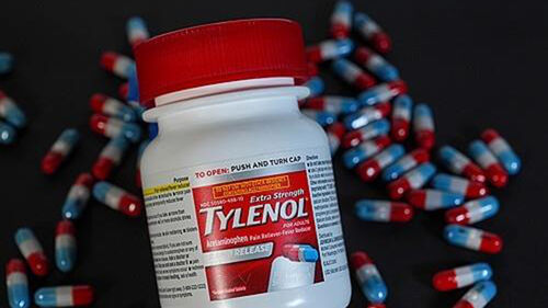 트럼프, 의학계 맞서 "임신부, 타이레놀 복용 말라" 되풀이