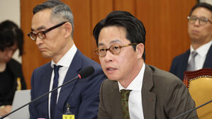 롯데카드 대표 "재발급 100만 명 밀려&hellip;주말까지 해소"