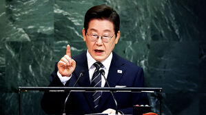 "대결 종식" END론 꺼낸 이 대통령…"북핵, '중단'부터"