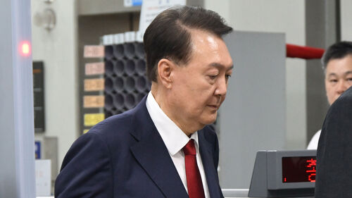 내란특검 기소한 윤석열 첫 재판 시작부터 끝까지 중계된다