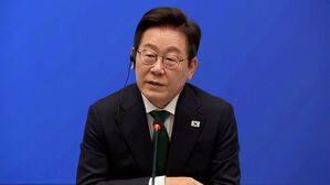 "금융시장 대대적 체질 개선"&hellip;방미 마치고 귀국길