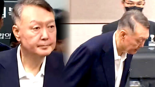 짧은 머리에 수척해진 모습…두 달 만에 모습 드러낸 윤석열 전 대통령 [바로이뉴스]