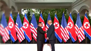 "북미 대화 가능성"…김정은 "핵무력 절대불변"