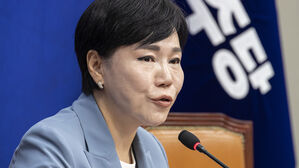 민주당 "조희대, 청문회 불출석 통보…의혹 해명 마지막 기회"