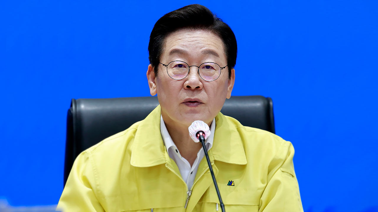 이 대통령 "국정 최고책임자로서 송구…예측 가능한 일에 대비책 없어"