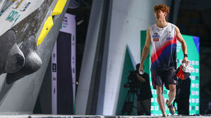 스포츠클라이밍 이도현, 세계선수권 볼더링 동메달