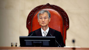 '조희대 불참'에 국감 기간 늘리고, 증인 채택