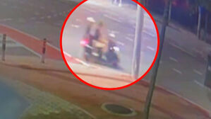 10대가 경찰서 침입해 털었는데…2주간 알지도 못했다