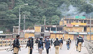 파키스탄서 지방정부 개혁 요구 시위대, 경찰과 충돌…9명 사망