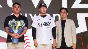 KT, 박지훈과 2억 6천만 원에 사인&hellip;신인 선수 계약 마무리