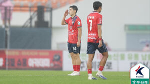'이동경 10-10' 김천, 울산 꺾고 3연승