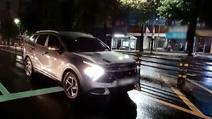 정지선 앞 멈춘 SUV…새벽 무단횡단 여성 사망