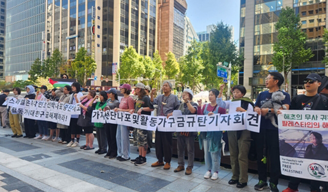 이스라엘, 가자 구호선단 또 나포…"한국인 1명도 압송"