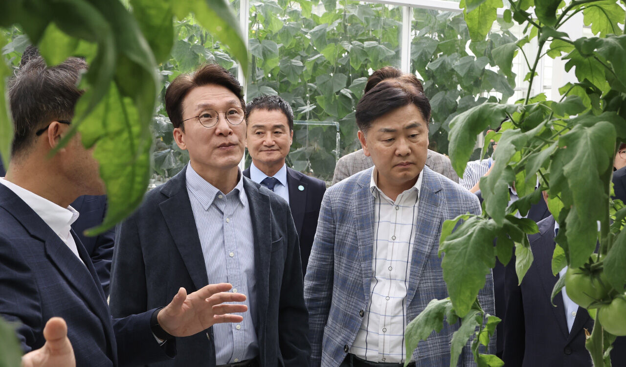 김 총리, 추석연휴 장흥·김제 방문…"말싸움보다 생산적 정치"