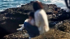 천연기념물인데…제주 해안서 포착된 중국인 충격 장면