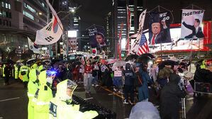 여당, 국힘 '중국인 3대 쇼핑 방지법'에 "괴담·혐오로 여론 선동"