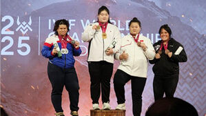 박혜정 우승&middot;송영환 3위&hellip;한국, 세계역도 합계 금 1&middot;동 1개