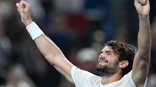 돌풍의 바체로, 사촌형 제압하고 상하이 마스터스 우승