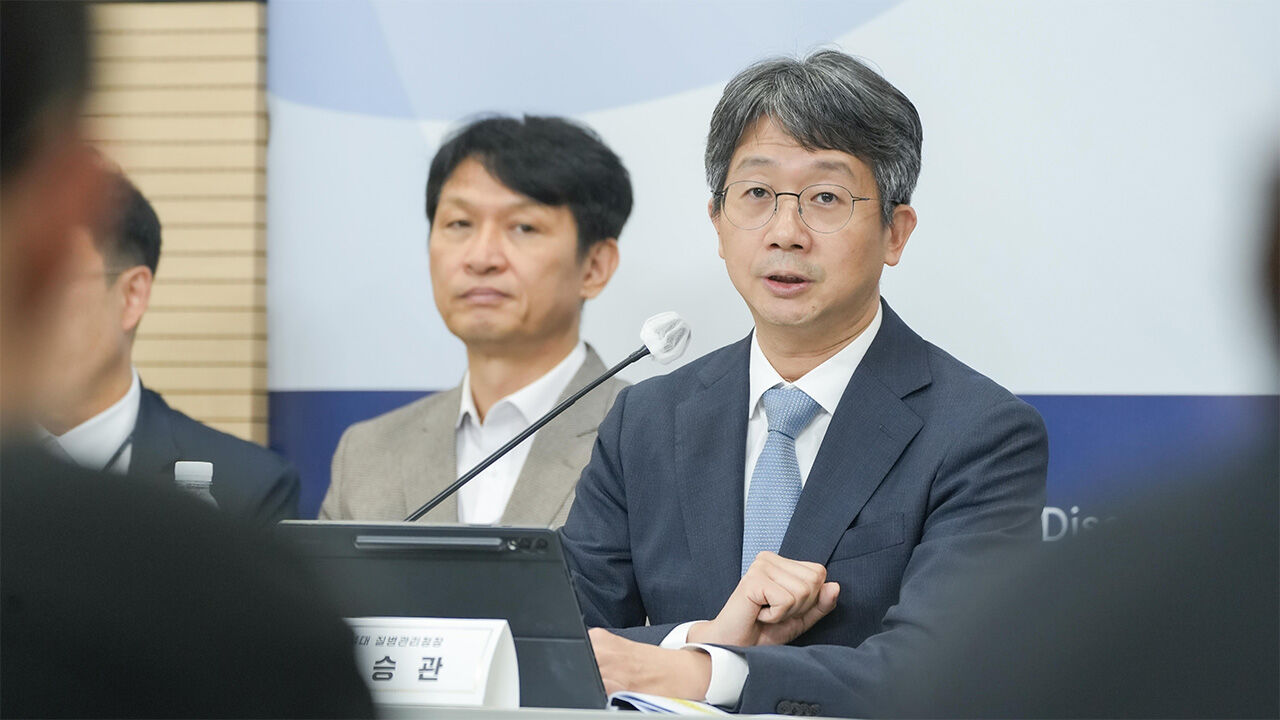 질병청장 "예방접종 지원 확대…내년부터 남아 청소년 HPV 접종"