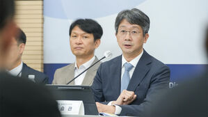 질병청장 "예방접종 지원 확대&hellip;내년부터 남아 청소년 HPV 접종"