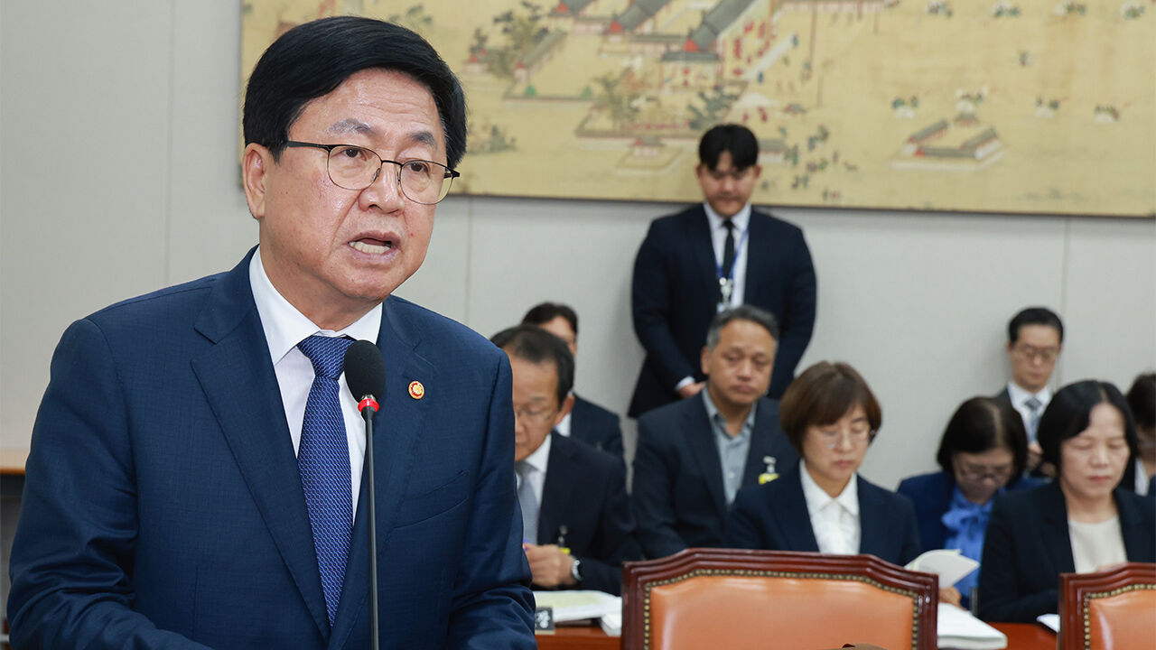 교육장관 "거점 국립대 중심 지방대학 경쟁력 제고"