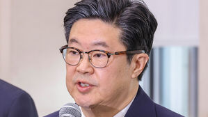 [단독] '홈플러스 사태' MBK 김병주 등 구속영장