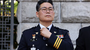 동부지검 '백해룡 수사팀'에 백 경정 "손발 묶어버려" 반발