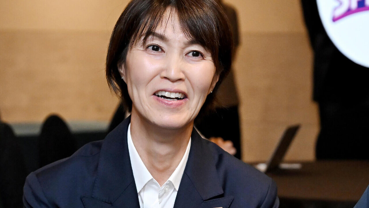 V리그 데뷔 눈앞 요시하라 감독 "김연경 없는 팀 성장시키는 중"
