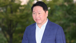 미 출장 최태원 회장 "최선 다해 경제에 기여할 것"