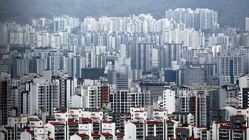 가족 간 부동산 저가 거래는 '증여' 간주…세율 최대 12%