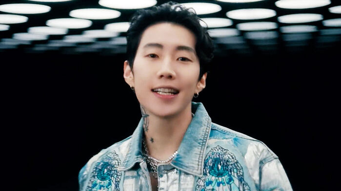 박재범, 유방암 행사서 '몸매' 불러 논란