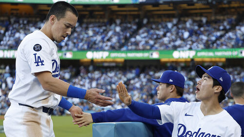 LA 다저스, WS 진출까지 '1승'…밀워키에 NLCS 3연승