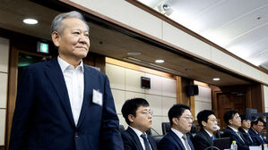 이상민 "계엄 반대했다"…첫 공판서 공소사실 모두 부인