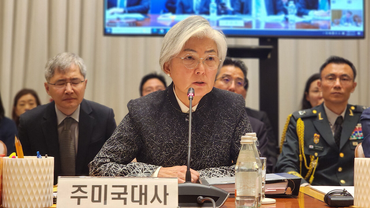 강경화 "북한과 대화통한 문제해결 추진…호응 유도 노력"