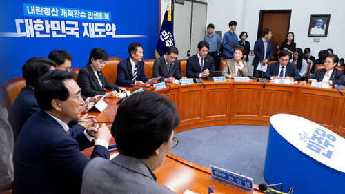 장동혁, 윤 면회 후 "뭉쳐 싸우자"…민주 "내란 미화"